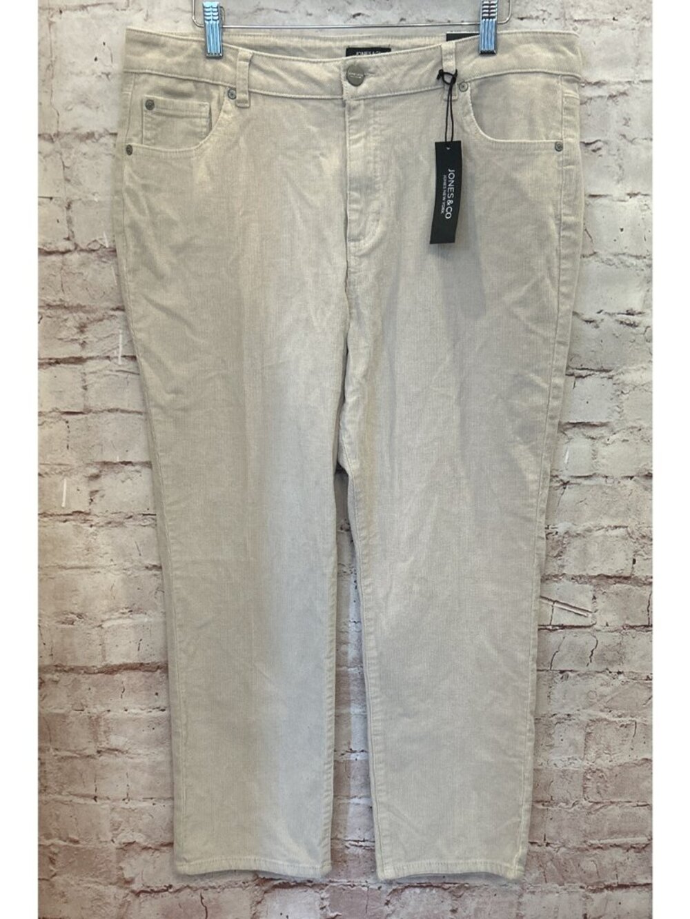 Jones & Co Jones New York Ivory Corduroy Jeans Straight Leg High Waist Ankle 16